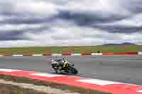 cadwell-no-limits-trackday;cadwell-park;cadwell-park-photographs;cadwell-trackday-photographs;enduro-digital-images;event-digital-images;eventdigitalimages;navarra;no-limits-trackdays;peter-wileman-photography;racing-digital-images;trackday-digital-images;trackday-photos